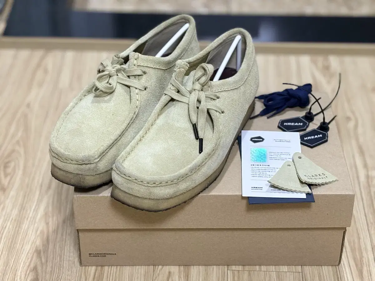 클락스(CLARKS) 왈라비 메이플